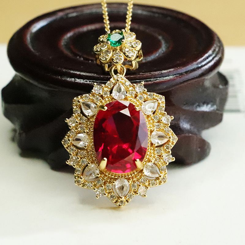 Colar Feminino Vintage com Pin - Vintage Fashion Center avaliação e preço
