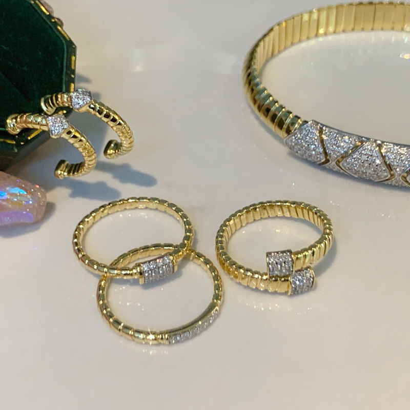 Anel de Moda Aazuo em Ouro Ama - Vintage Fashion Instagram avaliação e preço