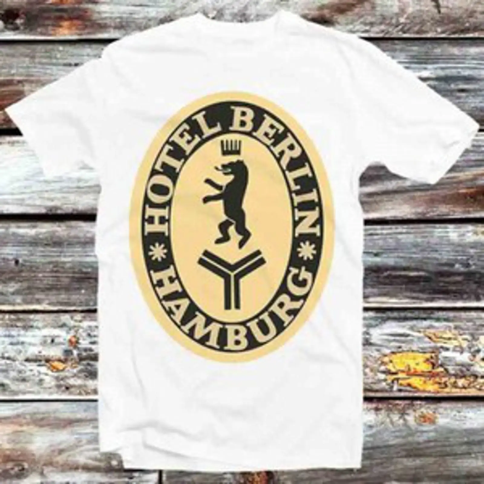 Camiseta com logotipo do Hotel - Vintage Fashion Berlin avaliação e preço